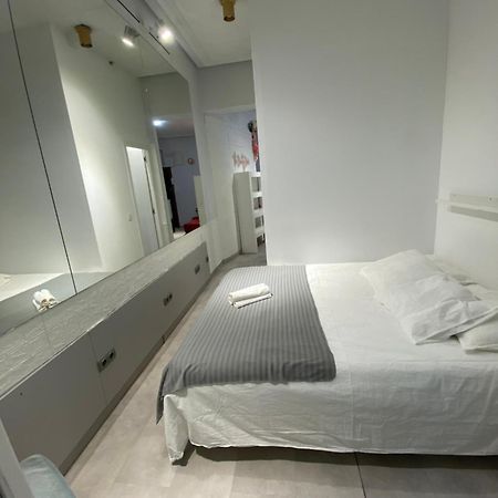 Huertas Apartment Madrid Exterior photo